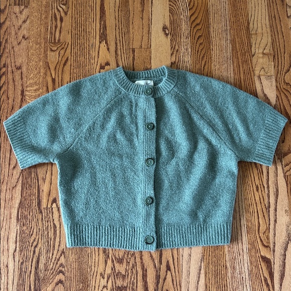 Universal Thread Sweaters - Universal Thread Green Short Sleeve Cardigan Sweater Small NWT
